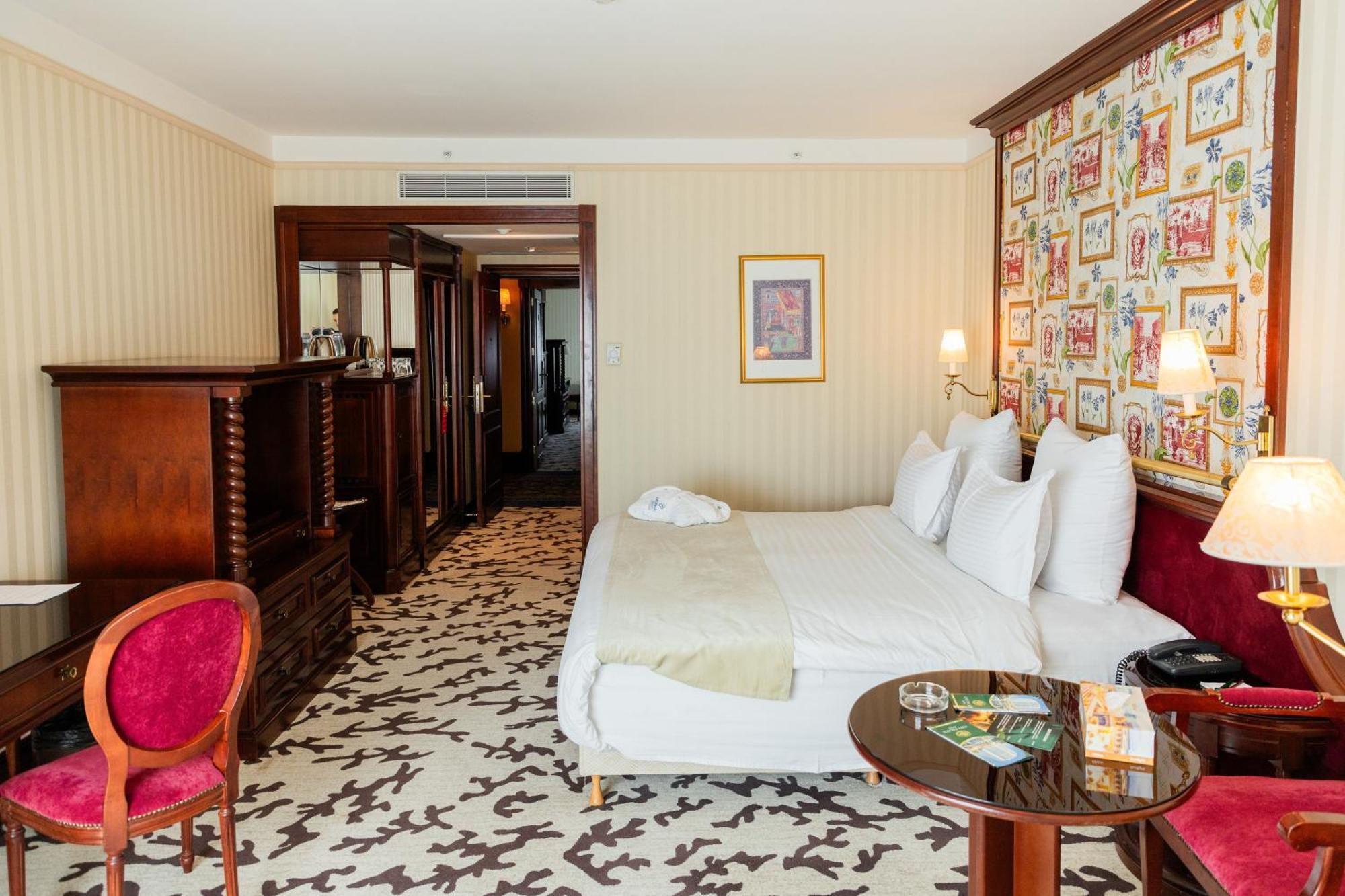 City Palace Hotel Tashkent Room photo
